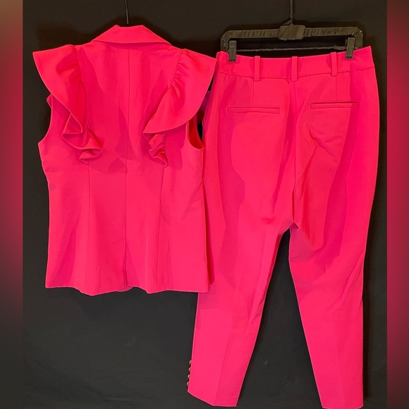 New York & Company Ruffle Sleeve Pant Suit. Fuschia SIZE M VEST . SIZE 10 PANT - Picture 12 of 12